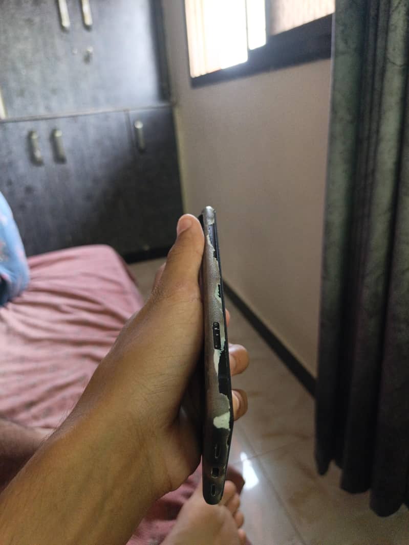 Google Pixel 6 4