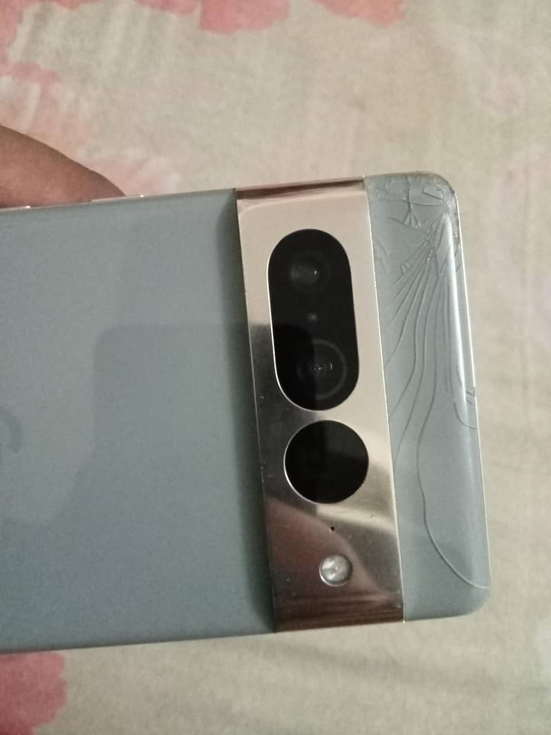 Google Pixel 7 Pro 2