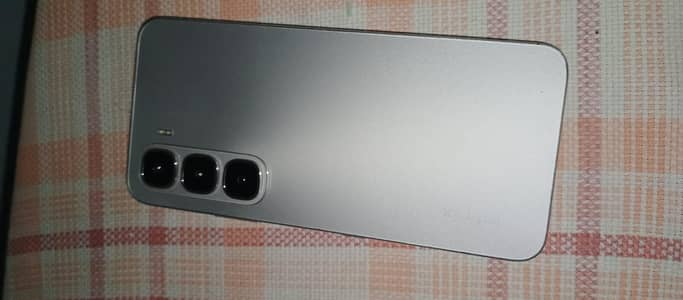 Infinix Hot 60i