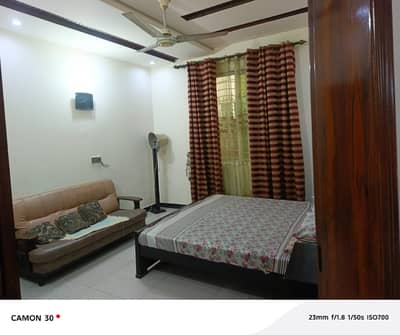 6 Marla Brand New Type Lower Portion For Rent Near College Road