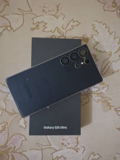 Samsung Galaxy S25 Ultra in excellent condition.  512GB Storage