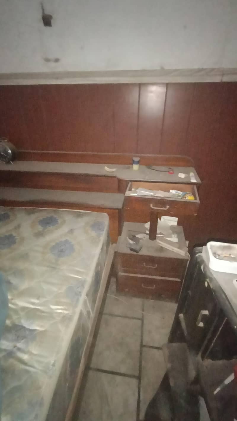 Bed dressing table 6