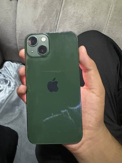 Apple iPhone 13