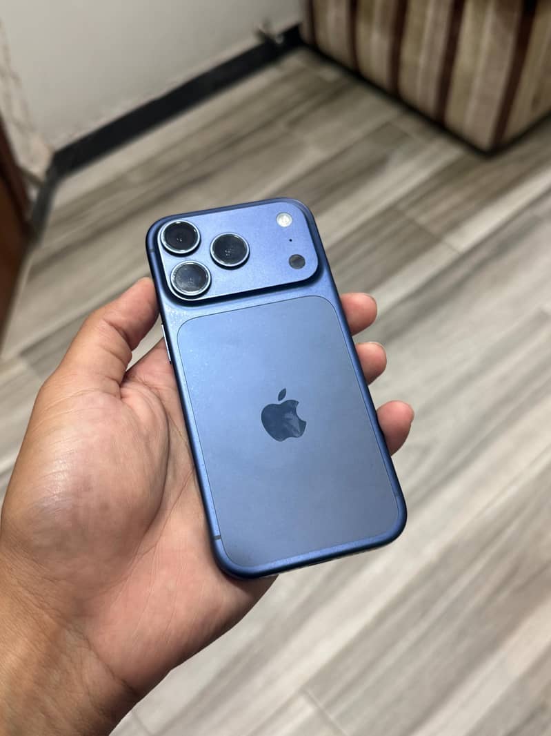 Apple iPhone 17 Pro 2