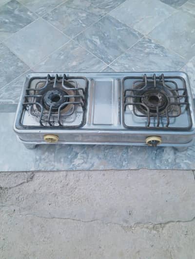 Heavy guage iron stove 9/10 condition with heavy weight good for home