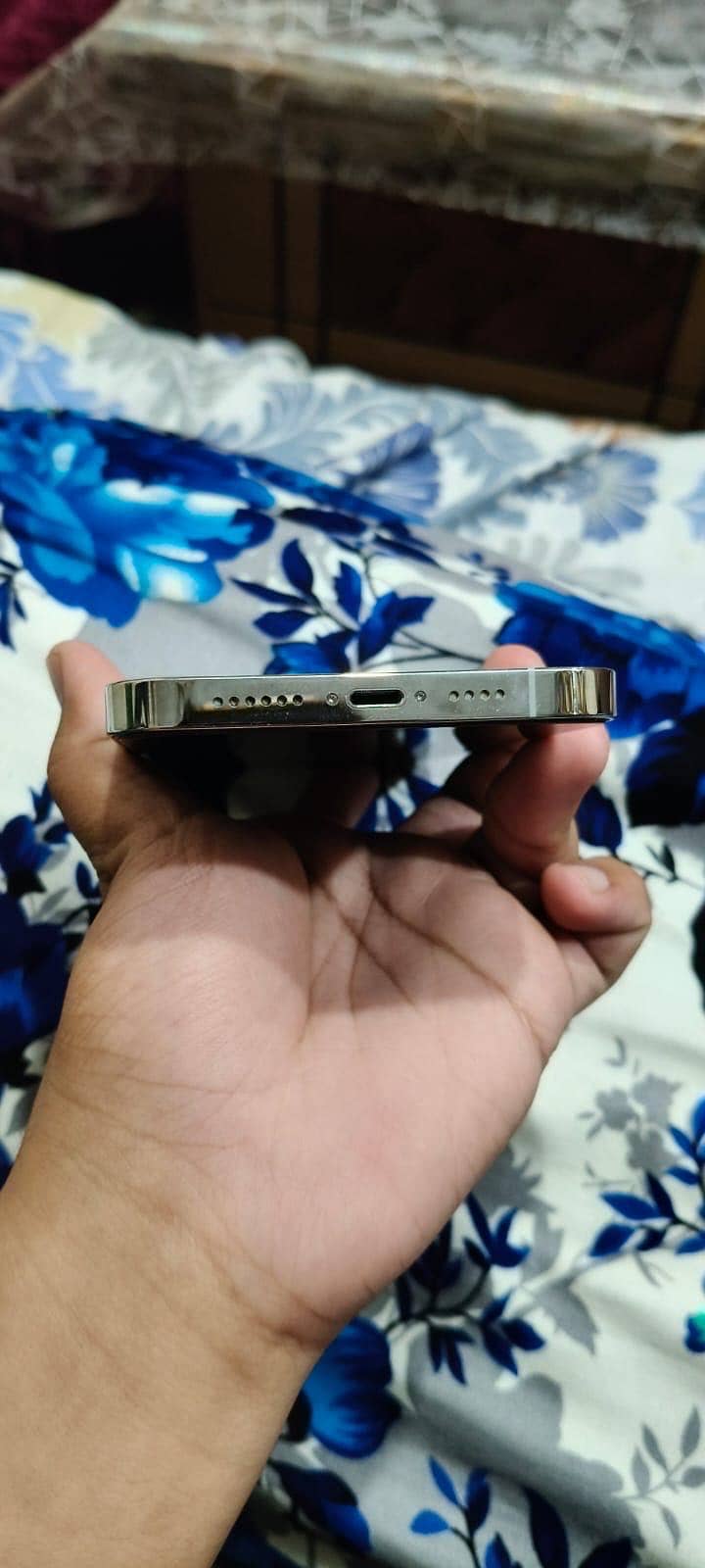 Apple iPhone 13 Pro Max 3