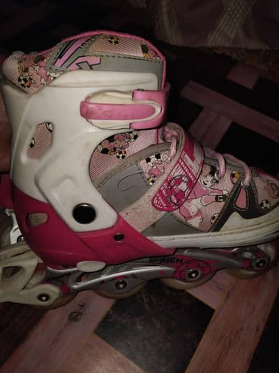 Kids Roller Skates / Adjustable Skates – Pink & White