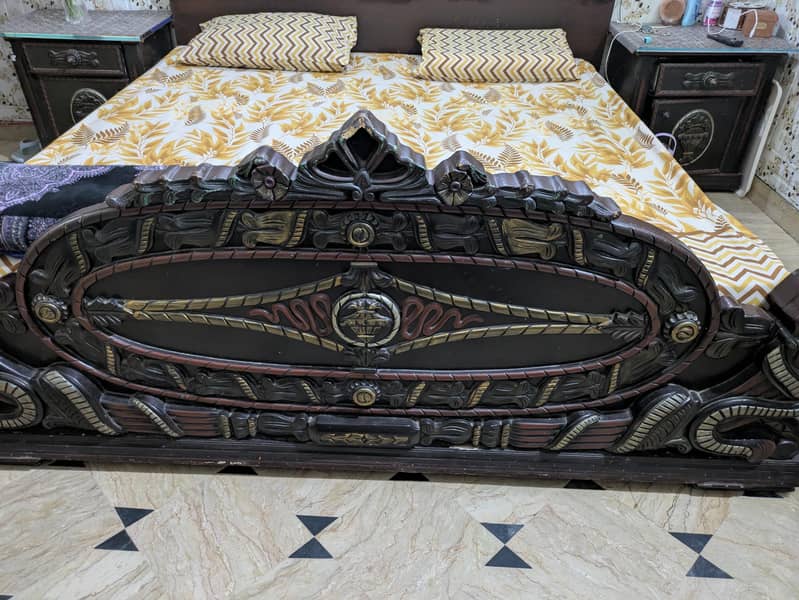 Bed and Dressing table 2