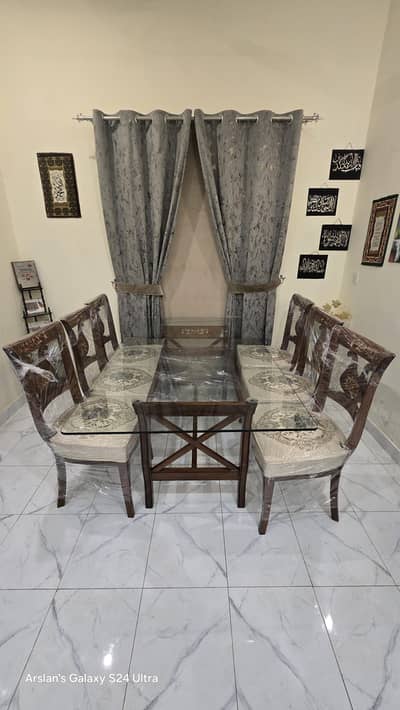 Wooden Dinning table