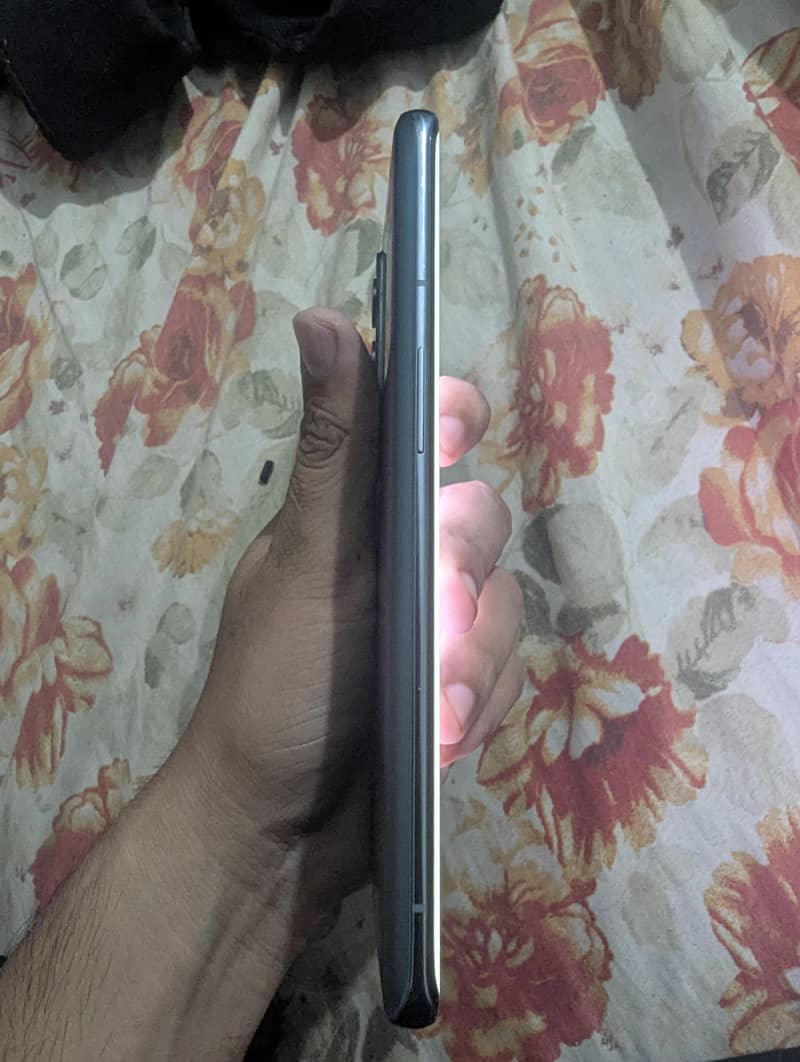 One Plus 9 Pro 0