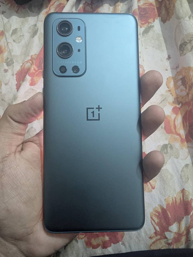 One Plus 9 Pro 6
