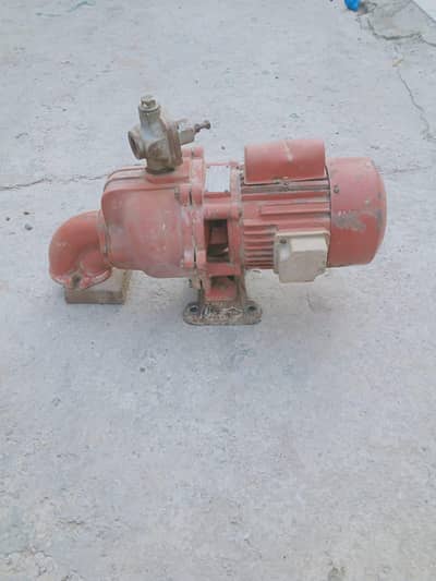 Good condition 9/10 heavy weight Orignal water pump moter