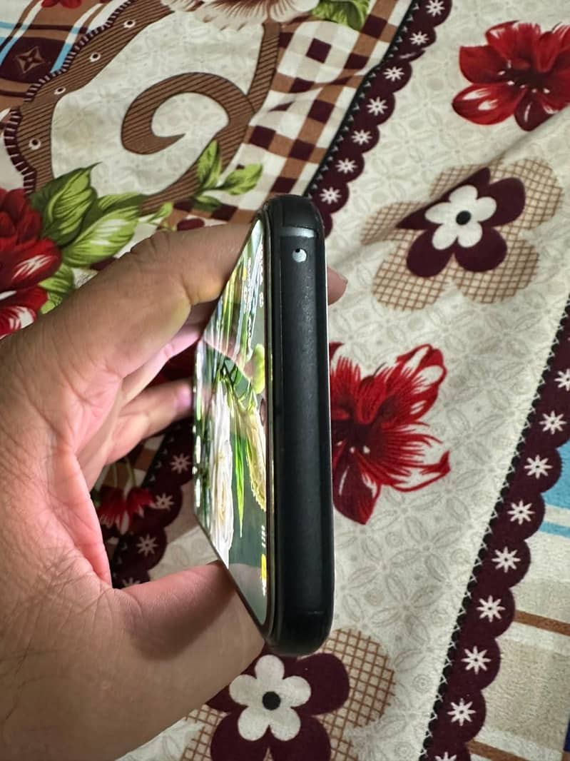 Google Pixel 8 1