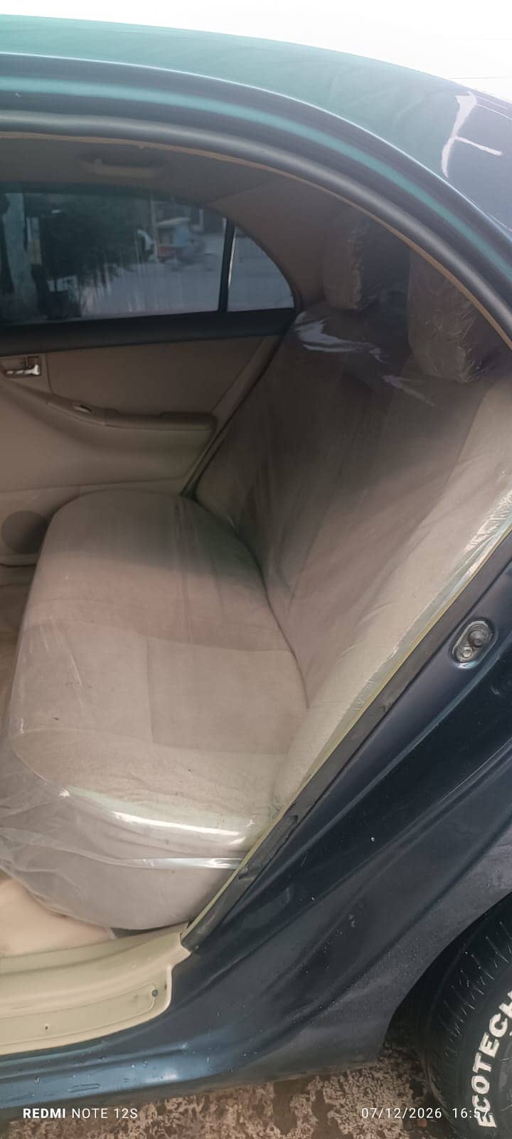 Se Saloon 3