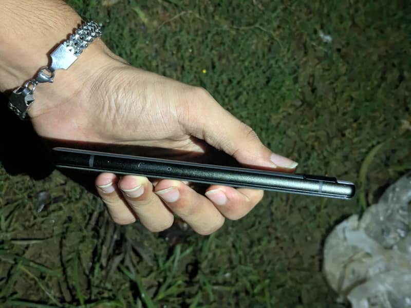 Google pixel 6a 4