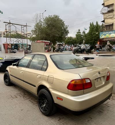 Honda Civic EXi 2000 Urgent Sale