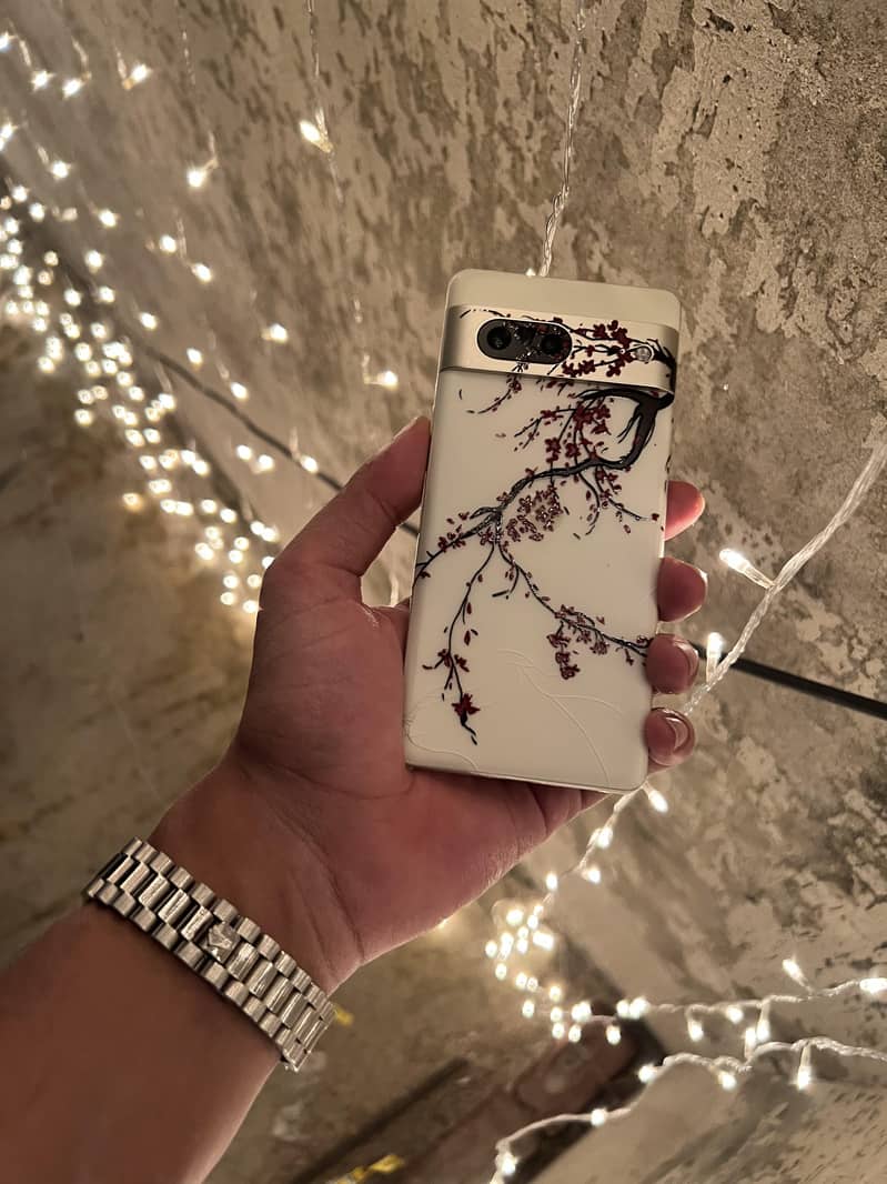 Google Pixel 7 4
