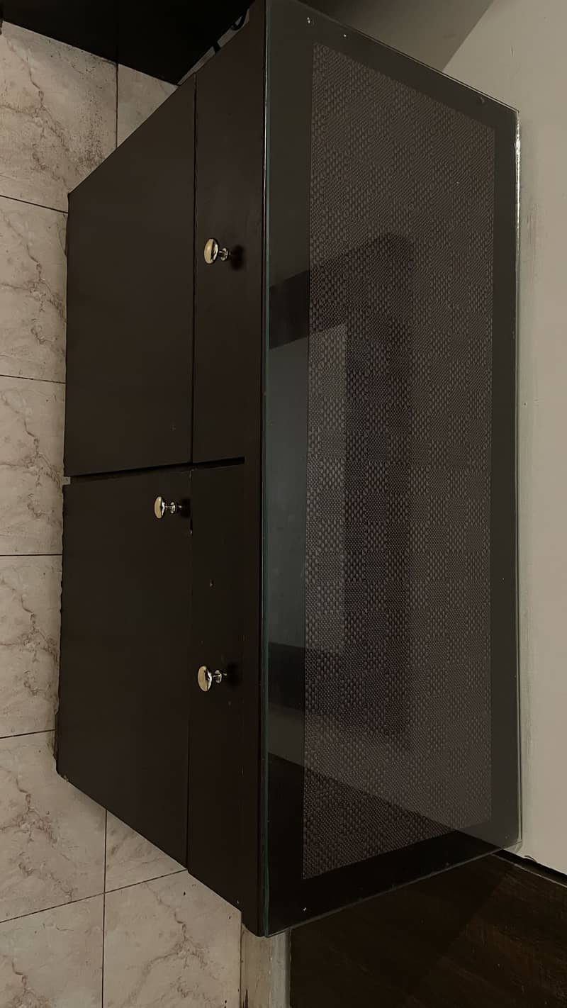 Dressing table with mirror 3