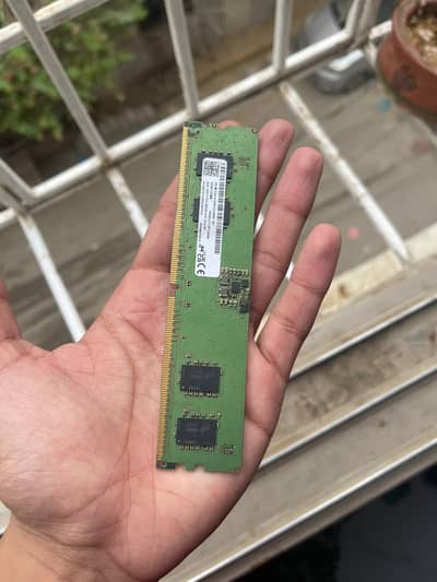 8GB DDR4 2400MHz SK Hynix Desktop RAM - 1 Stick