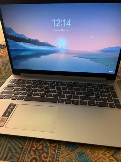 Lenovo Ideapad 1 | 8 GB RAM | 256GB NVMe SSD | 4 GB Graphics | slim