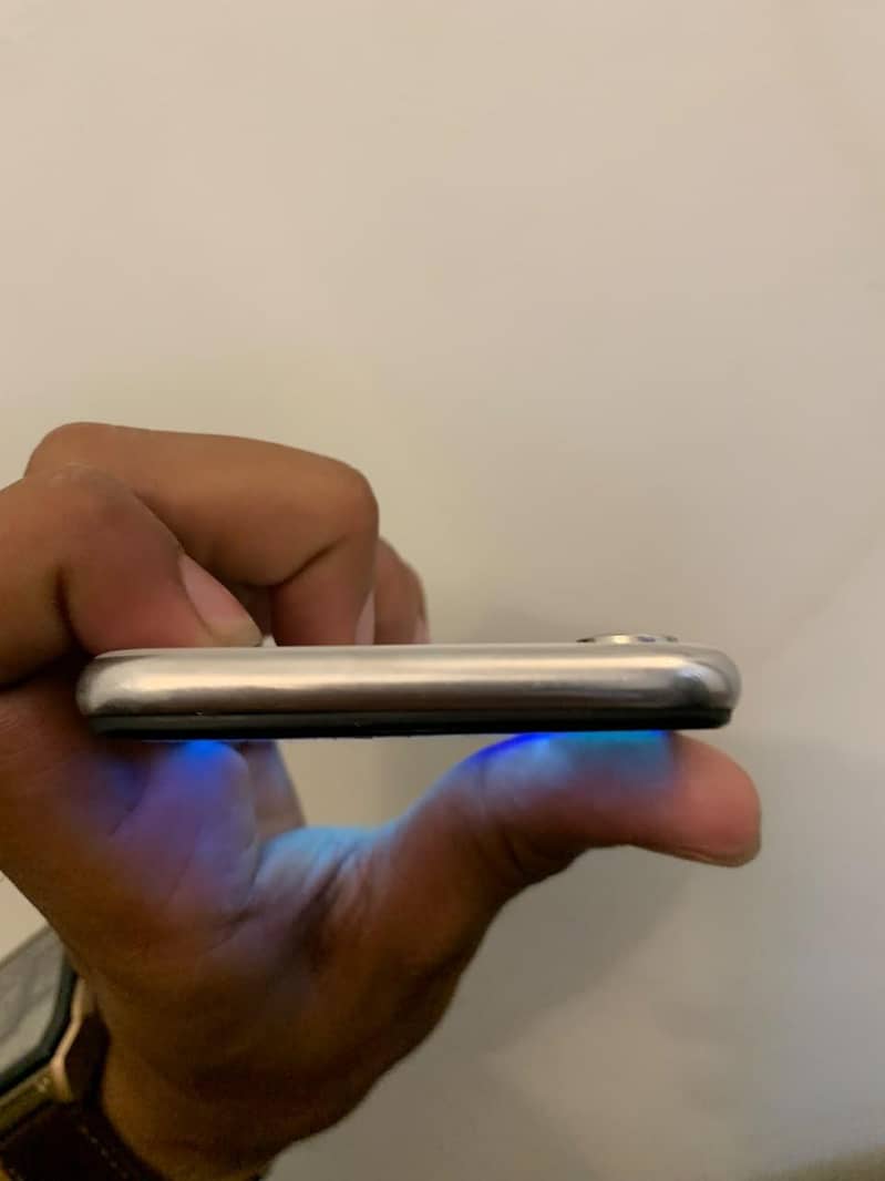 Apple iPhone X 2