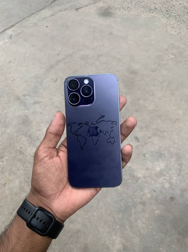 iphone 14 pro max 1