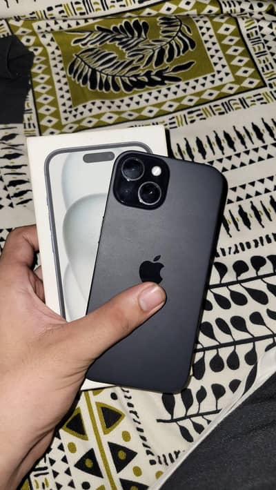 Apple iPhone 15