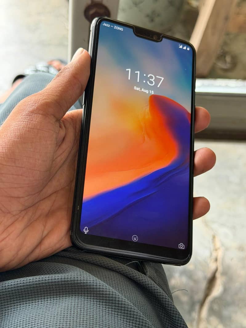 oneplus 6 . . 10/10 condition 1