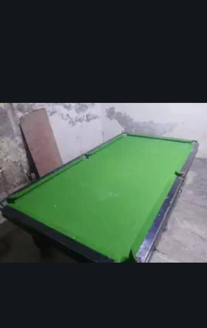 Snooker Table 0