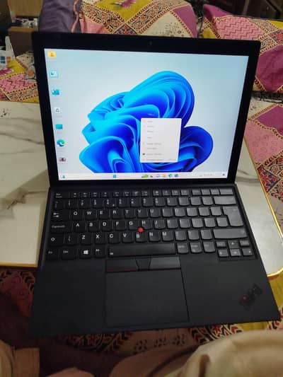 Lenovo 2 In 1 Laptop 8/256