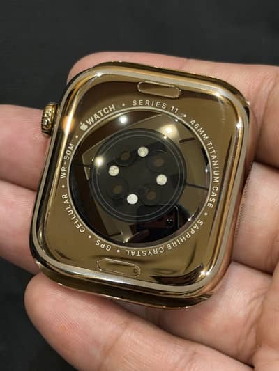 Apple watch series 11 titanium gold