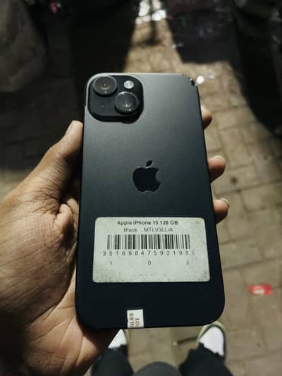 Apple iPhone 15