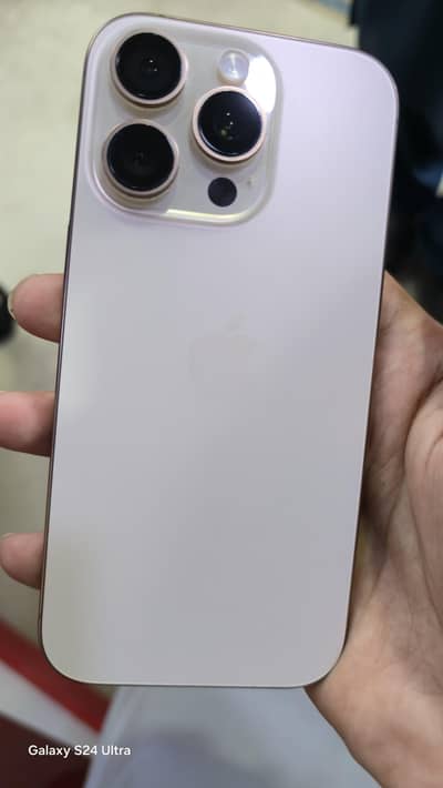 Apple iPhone 16 Pro