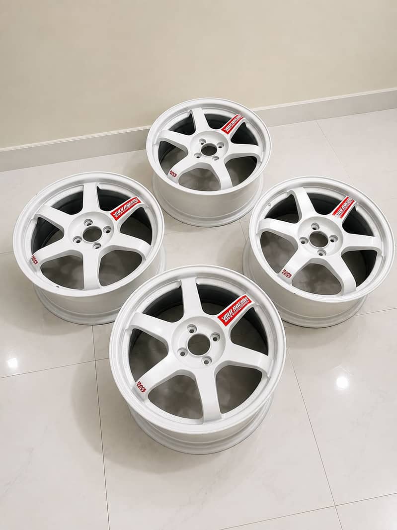 RAYS TE37 2