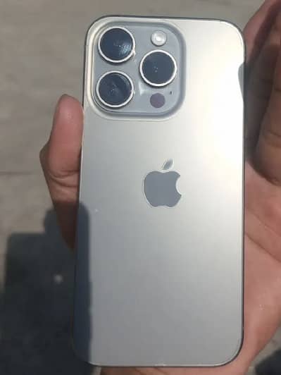 Apple iPhone 15 Pro
