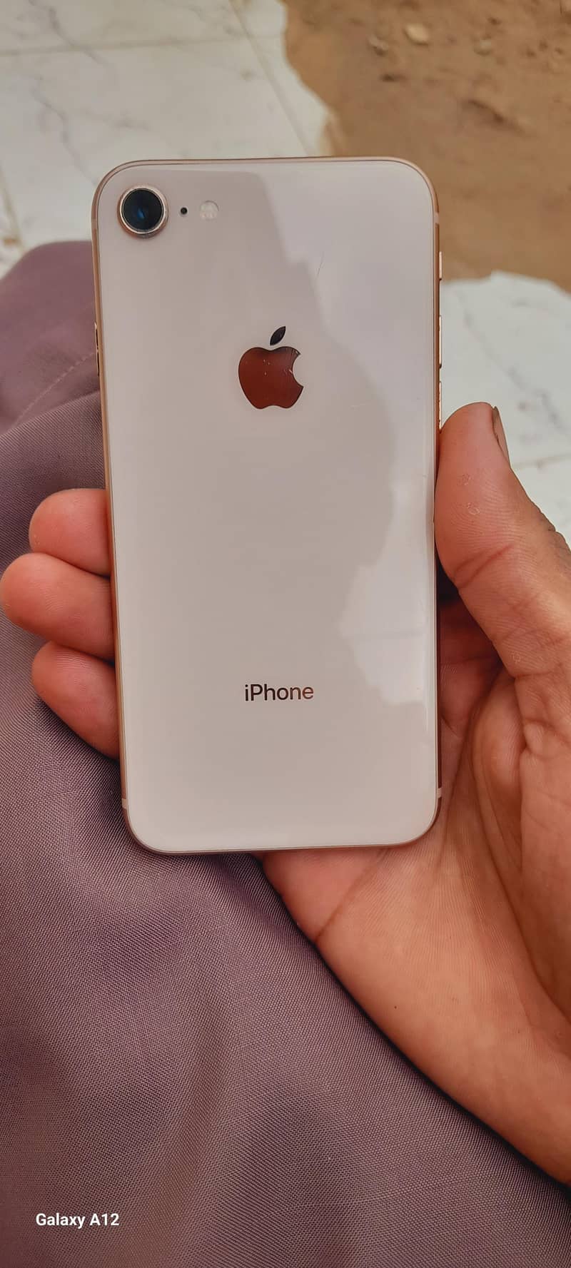 Apple iPhone 8 2
