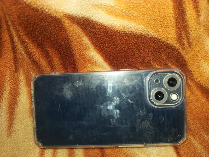 Apple iPhone 13 0