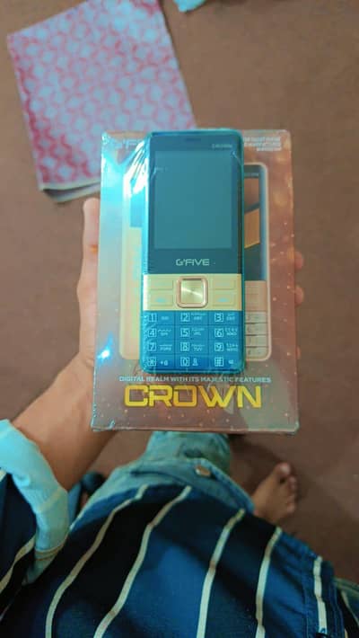 G'Five Crown 3500rs WhatsApp 03174341120