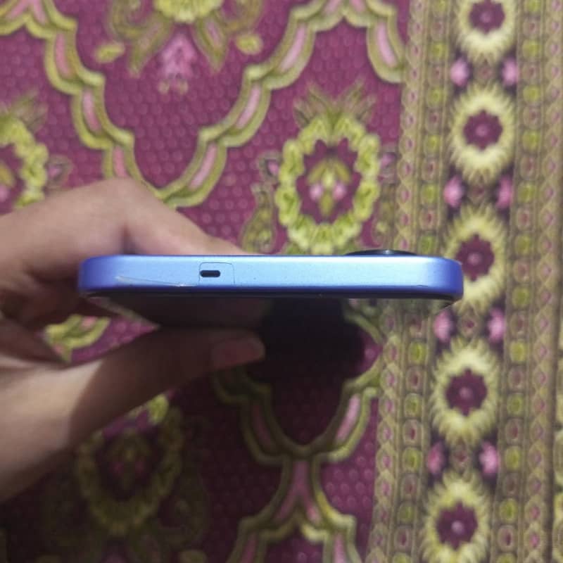 Tecno spark 40 pro 3