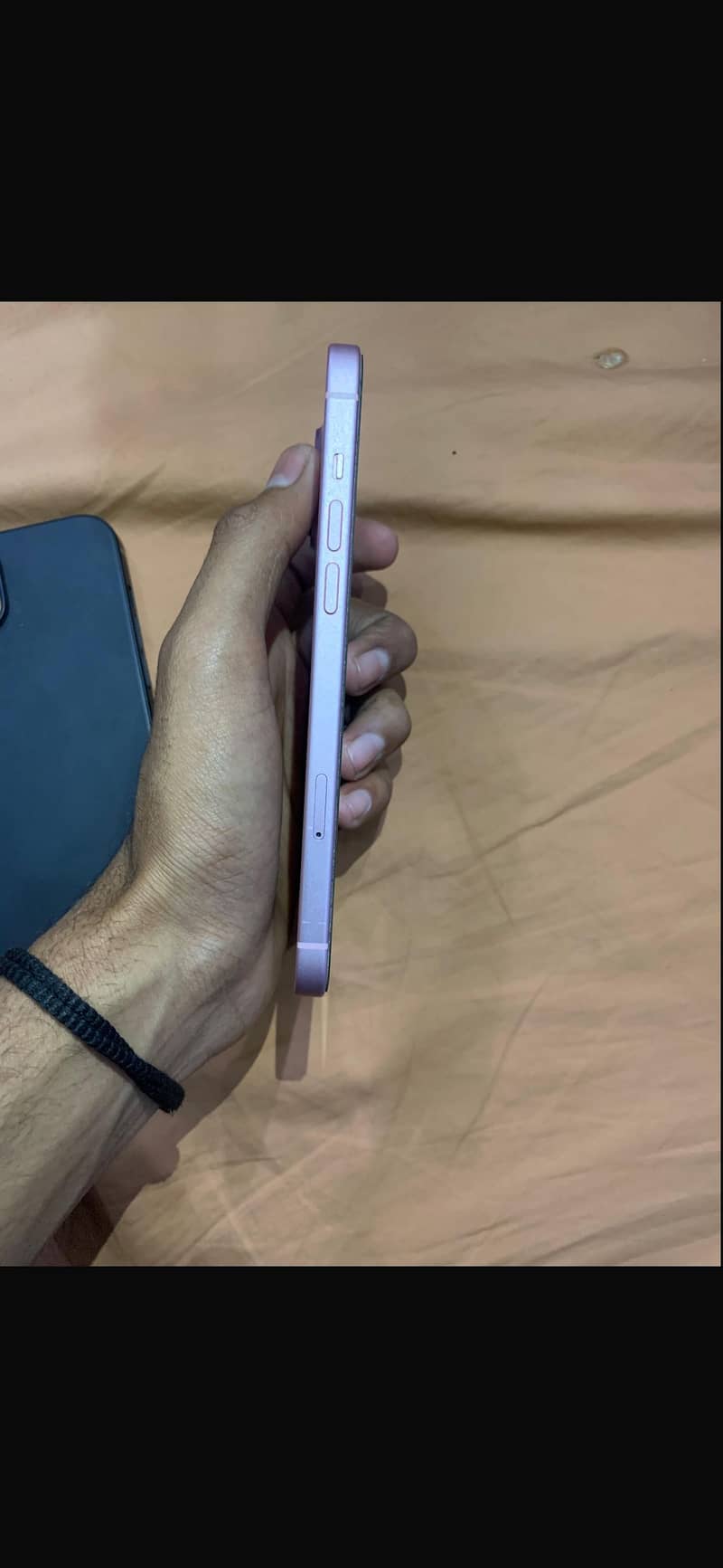 Apple iPhone 15 plus 9