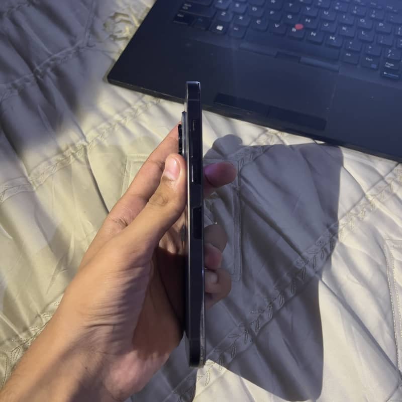 Apple iPhone 14 Pro Max 3