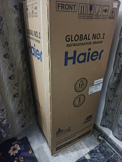 New Haier Fridge HRF-186