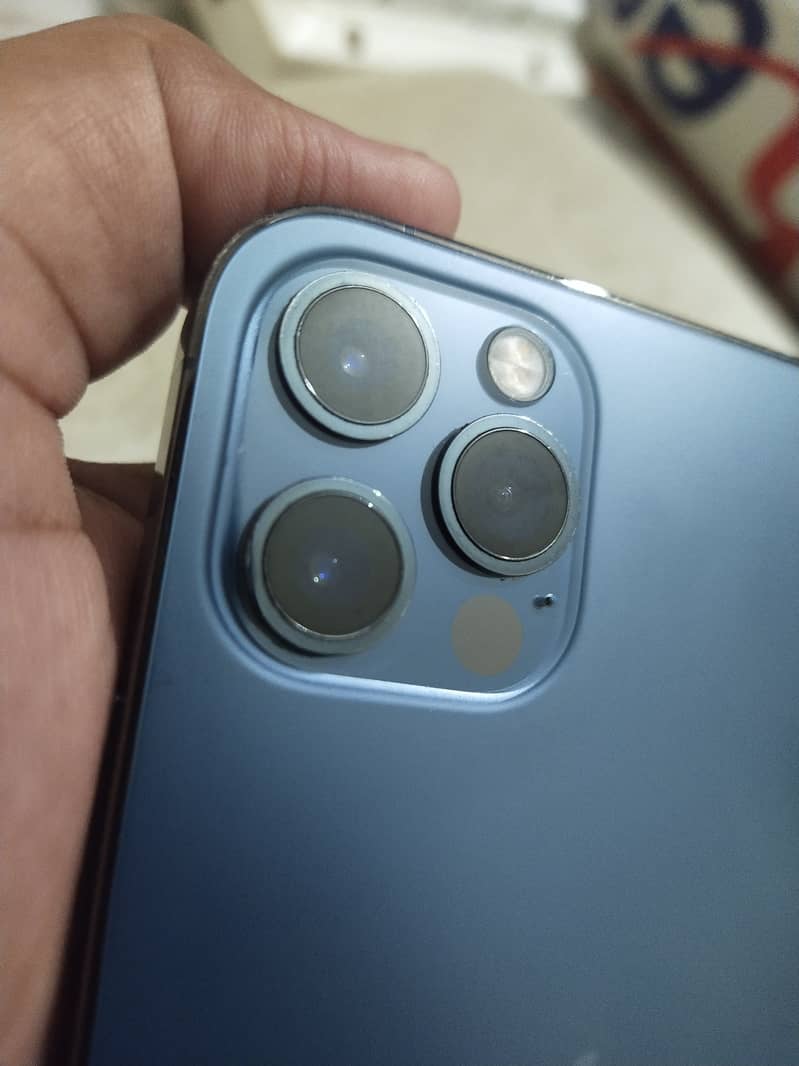 Apple iPhone 12 Pro 1