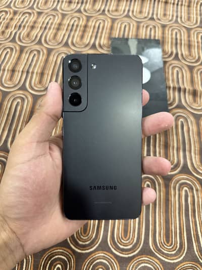 Samsung Mobile S22