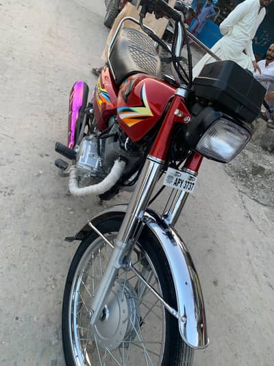 selling my Honda 125cc 2022,23 modal