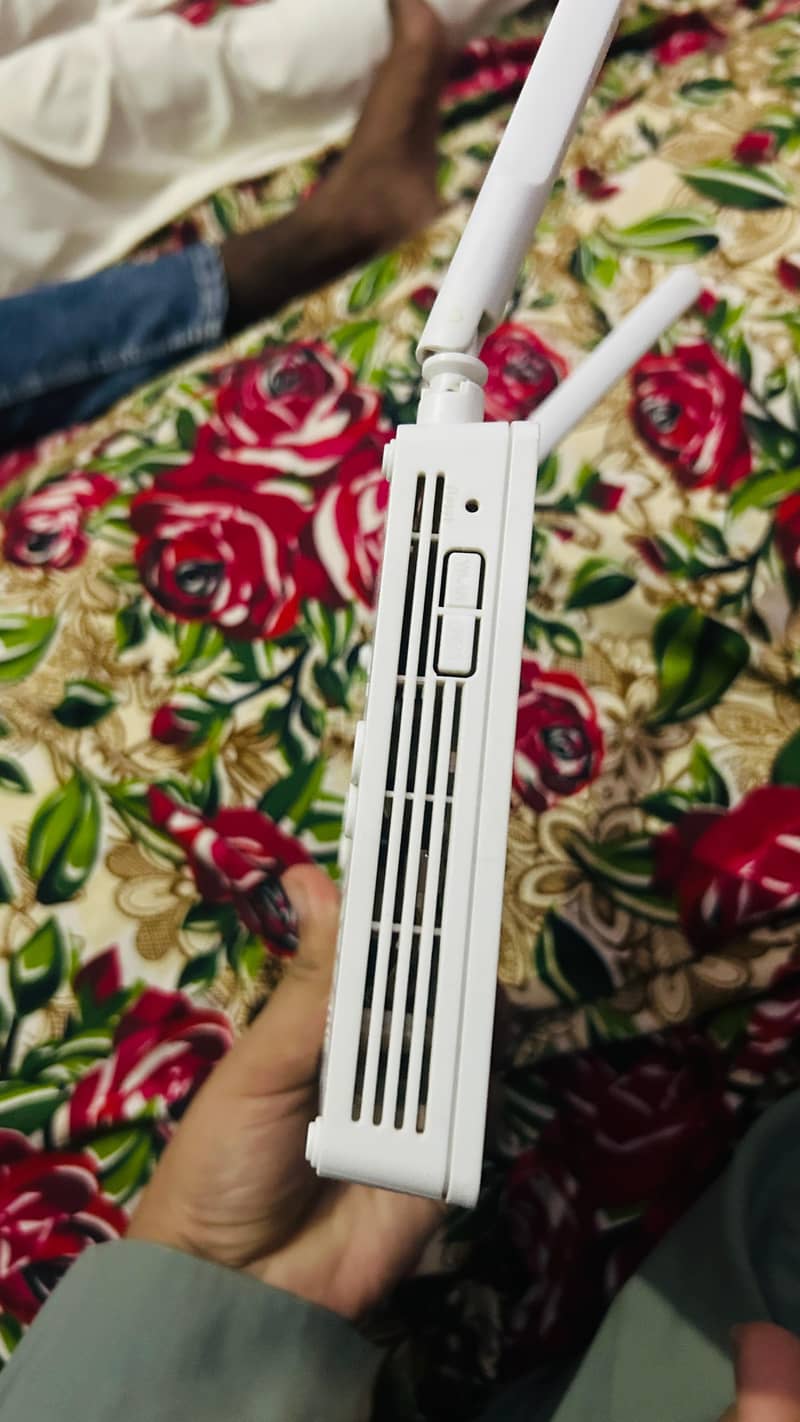 Huawei   price 3500 4