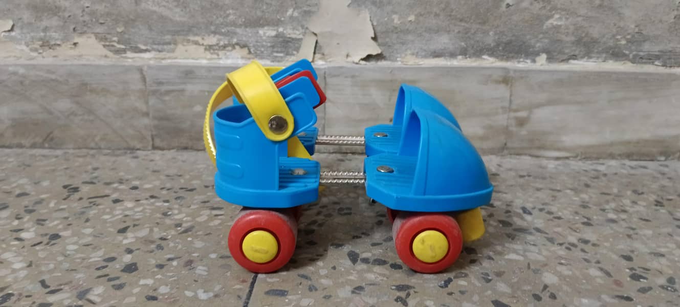 roller skates  1