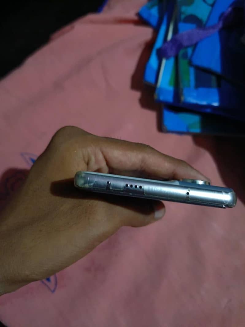 Tecno CAMON 40 2