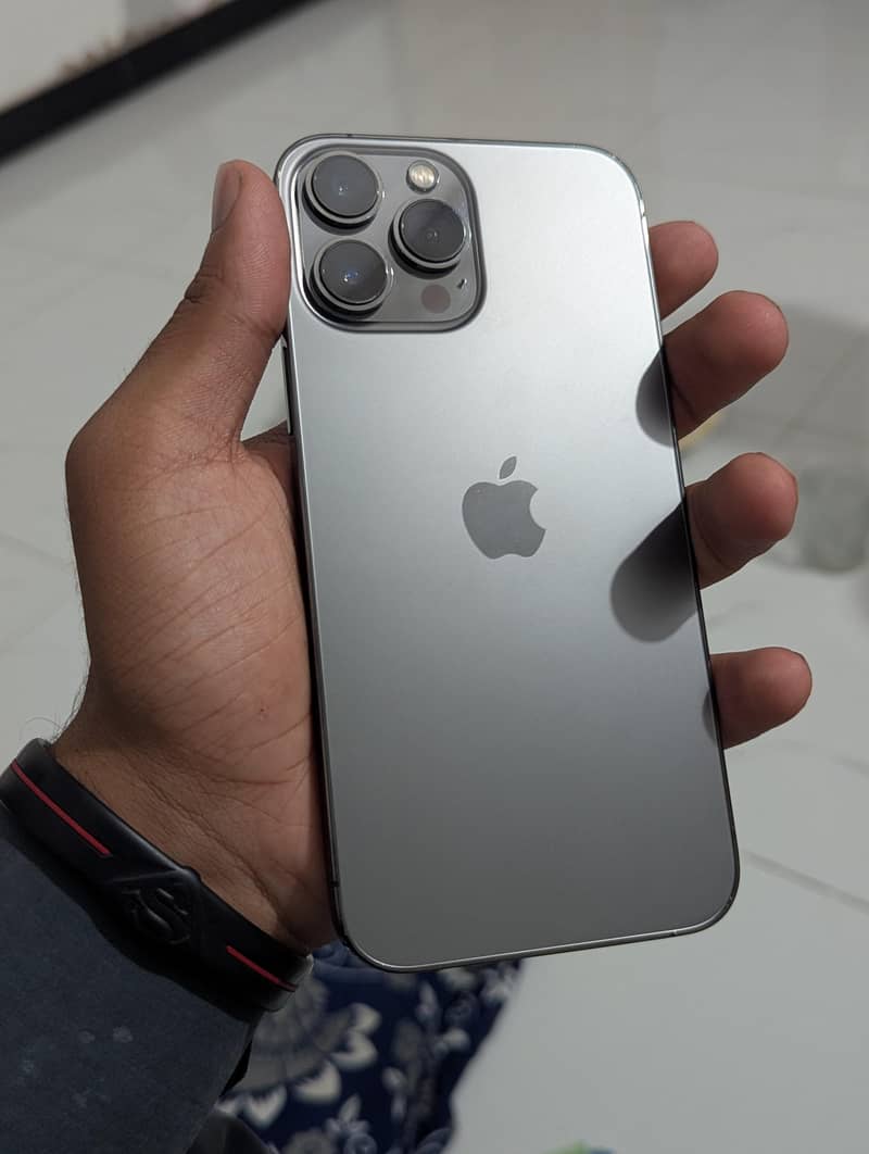 Apple iPhone 13 Pro Max 16