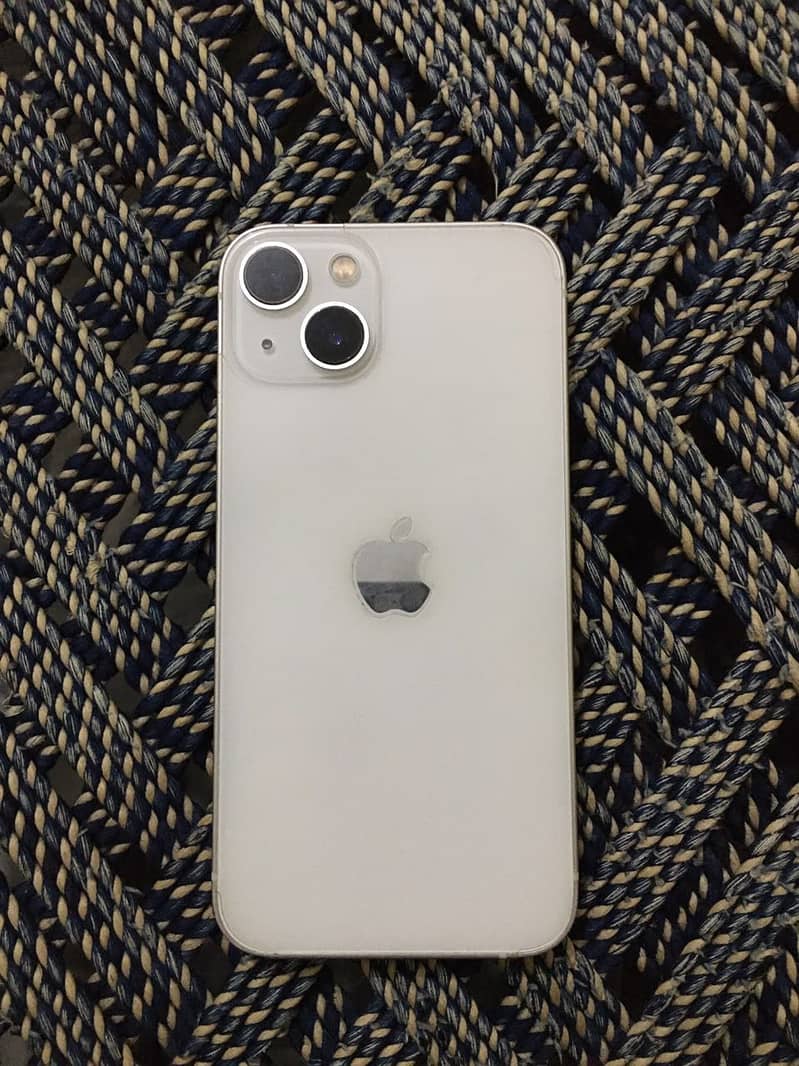 Apple iPhone 13 2